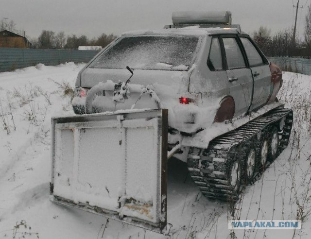 Гусеничный вездеход из металлолома