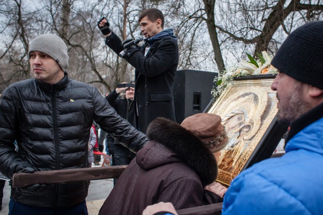 Борьба за храм на Торфянке продолжается