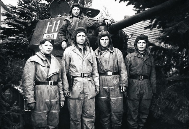 1945. Небольшая подборка военных фотографий