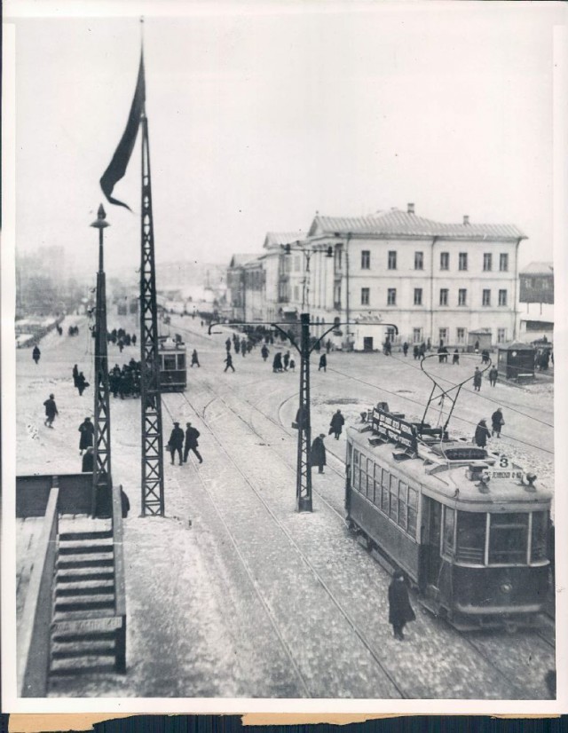 История в фотографиях