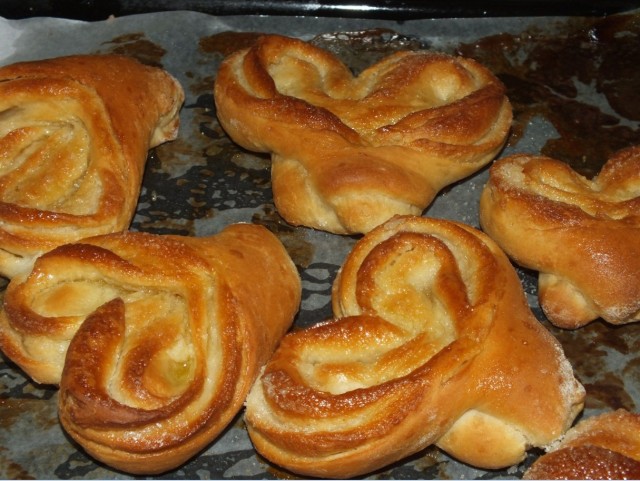 Домашние сахарные сердца.