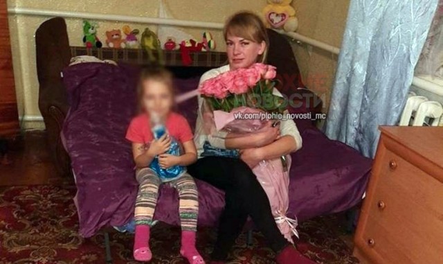 В Кагарлыке ( Украина) полицейские избили и изнасиловали девушку.