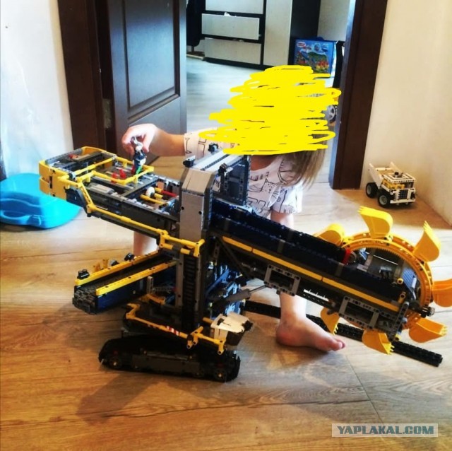 Датский производитель конструкторов Lego полностью прекращает работу в России
