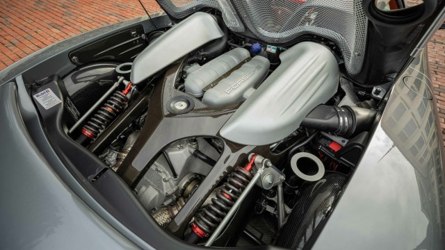 10 самых дорогих автомобилей аукциона Mecum за 2022 год.