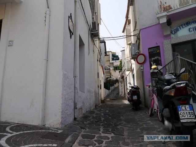 Остров Искья, Италия.