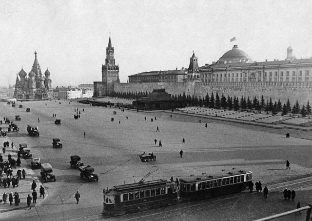 Москва и москвичи. Довоенные фото. 24.08.25