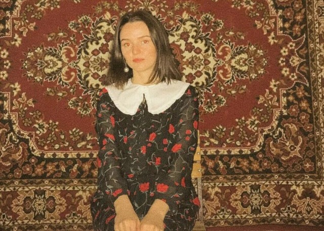 Девчата из 90-х и 00-х