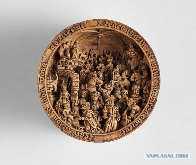 Невероятные миниатюрные алтари из самшита