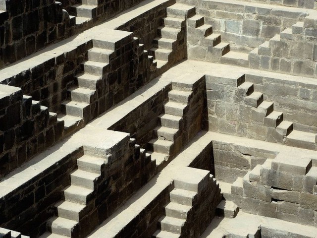 Колодец Chand Baori в Индии (26 фото)