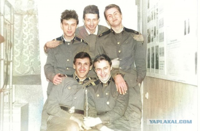 С наступающим мужики