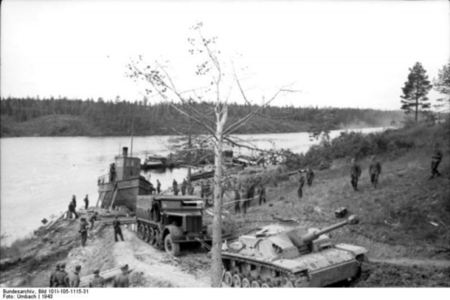 StuG III под кличкой "Гадюка", самая массовая в производстве с которой пришлось встретиться нашим дедам.