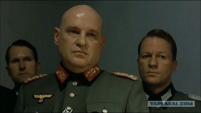 Персонажи и их реальные прототипы в фильме "Бункер" 2004 года.