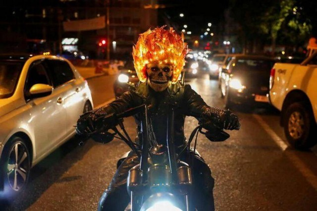 50 пятничных картинок