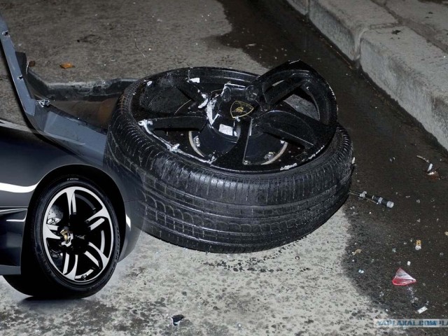 Авария Ламбо и Хонды в Москве (14 фото и видео)