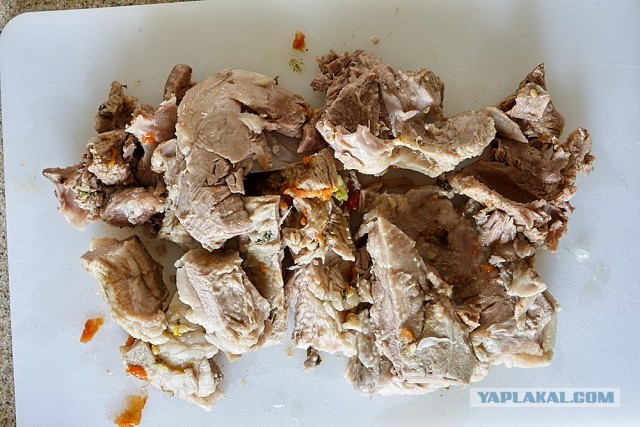 Щи с молодой капустой и консервированным горошком