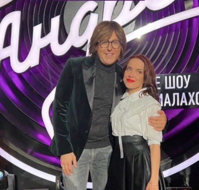 «А по темным улицам гуляет дождь»: группа, под чью песню рыдают 30-летние, возвращается