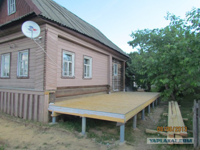 Наростил к избушке на курьих ножках кухню
