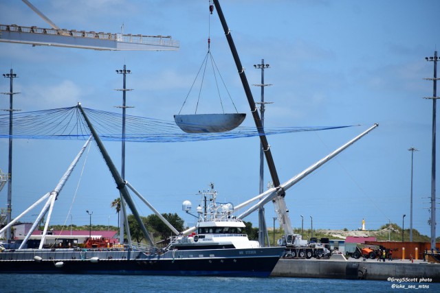 SpaceX запустила ракету Falcon 9 с первыми 60 коммуникационными спутниками системы Starlink