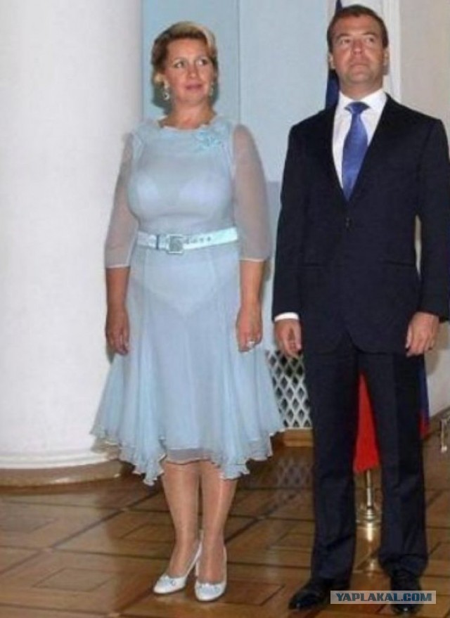 Летнее, прозрачное на улице