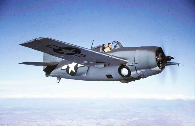 Настоящий Мститель от Grumman, а не поделка от Marvell. TBF/TBM Avenger.