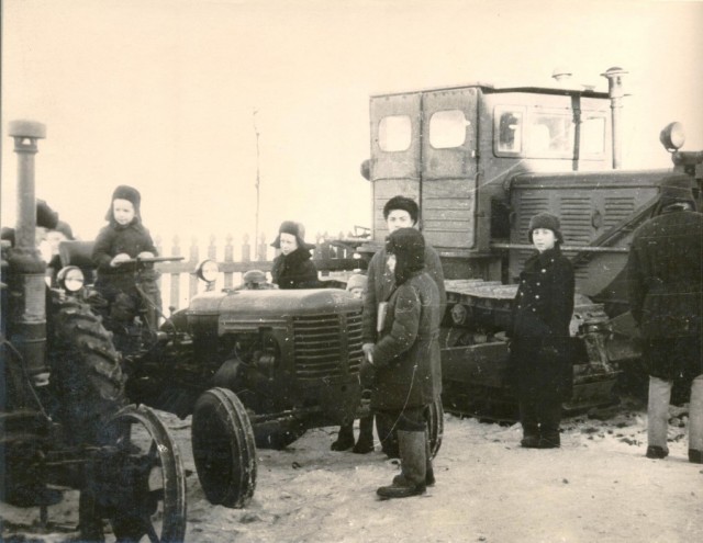 Фотографии из прошлого нашей страны - 49