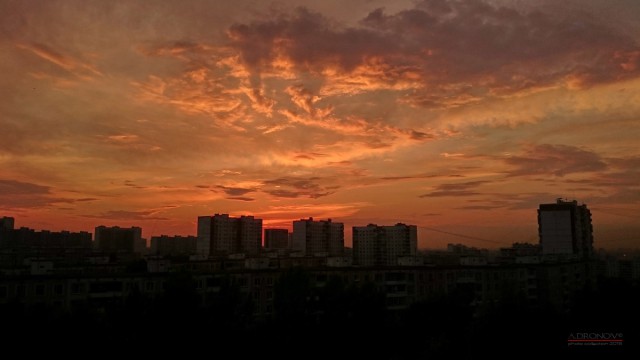 Мне нравится смотреть на город из моего окна,