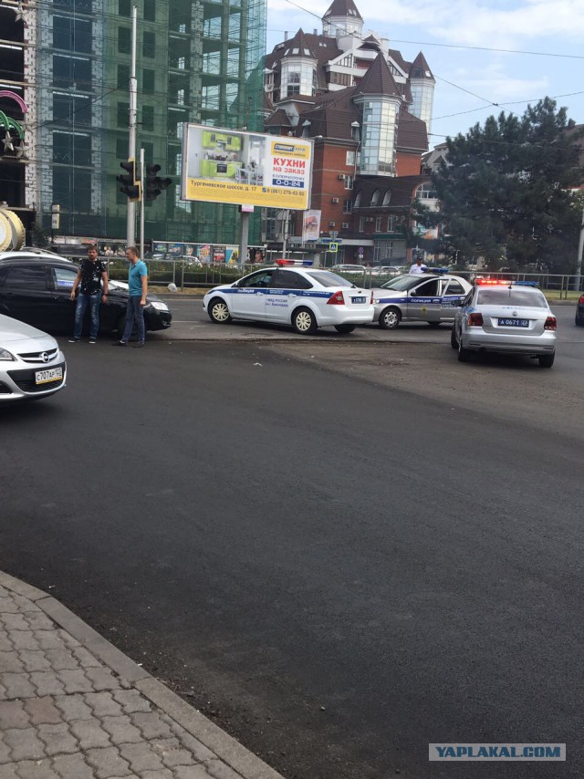 В Краснодаре водитель «Тойоты» расстрелял полицейских, преследовавших его после ДТП