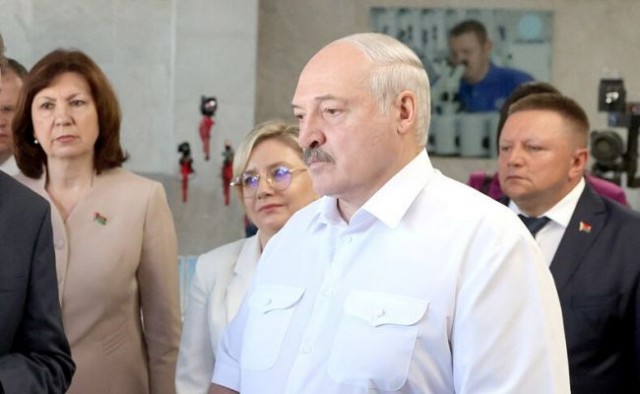 Лукашенко: Никакие украинцы не «нацики»