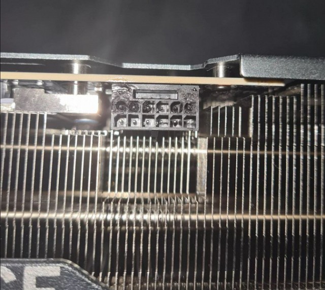 Это фиаско, Nvidia. GeForce RTX 4090 продолжают плавиться и гореть, и это уже закономерность