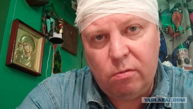 Крошка сын к отцу пришел, и спросила кроха — "Бать, мы когда в Москву грабить поедем?"