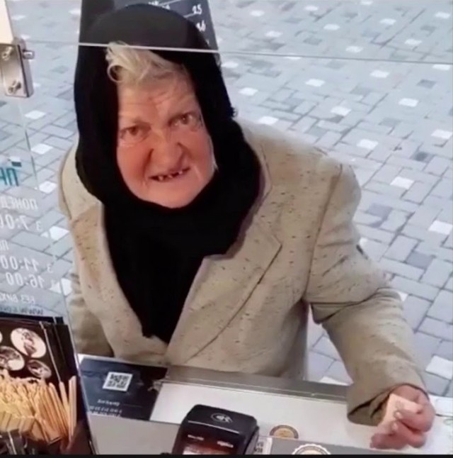 Теперь всё через Почту России.