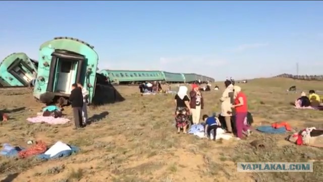 Железнодорожная авария в Казахстане