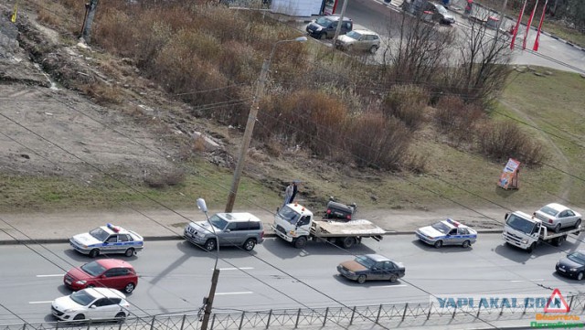 Служба эвакуации крупно попала,