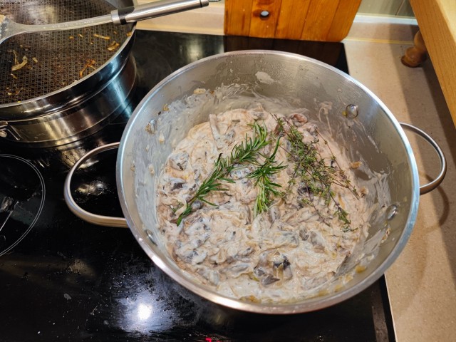 Пирог с мясом (говядина Велингтон)
