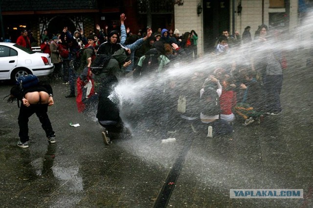 Феминистки