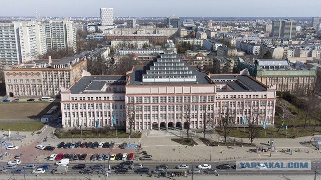 Архитектура соцреализма в Польше