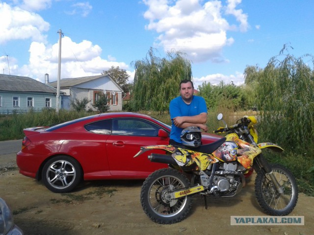 Обклеиваем мотик Suzuki DRZ 400E