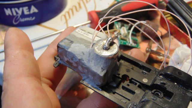 Микро RC модель УАЗ-469 полный привод и дым из глушителя