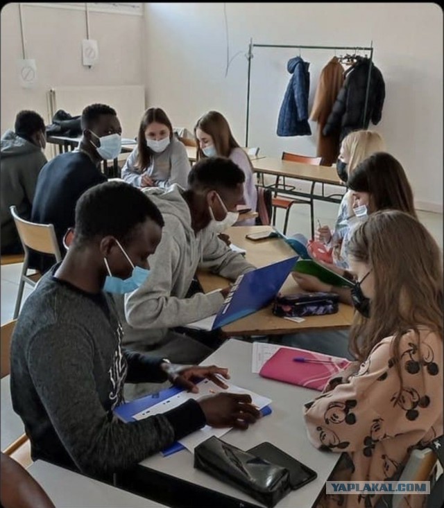 Про беженок