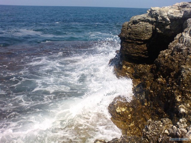 Мыс Тарханкут - самая западная точка Крыма.