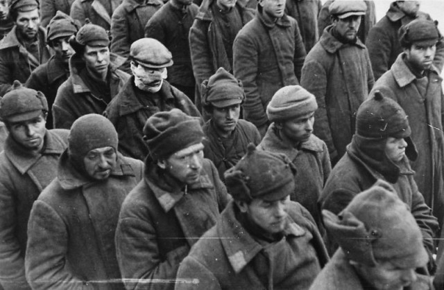 Фотографии связанных с историей Красной и Советской Армии.