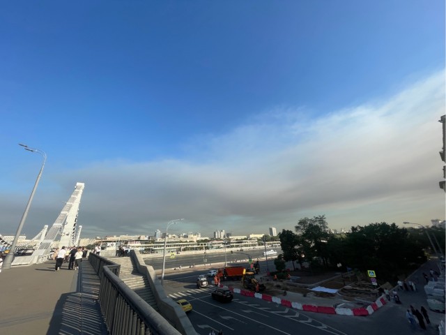 Над Москвой безоблачное небо. Но есть нюанс