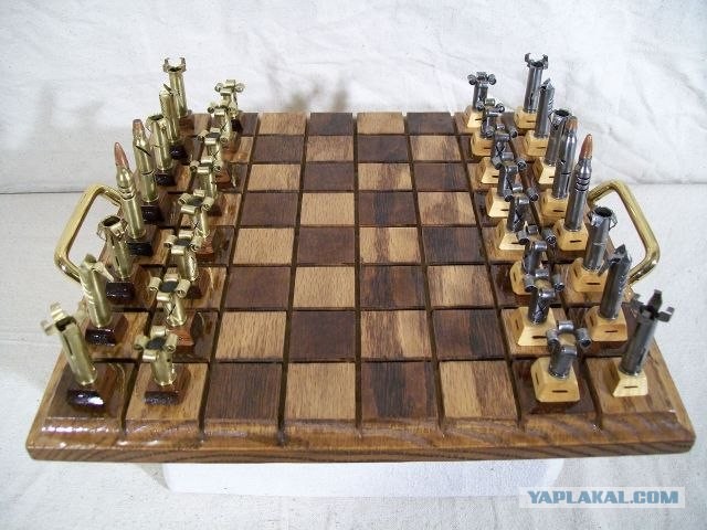 Шахматы из гильз