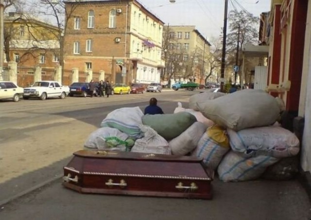 Мигранты уезжают из России. З/п теперь маленькие