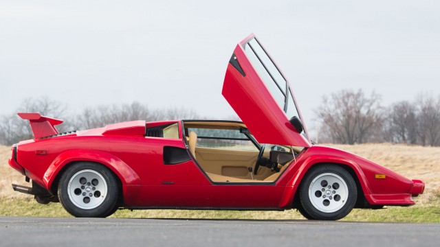 Lamborghini возродила Countach