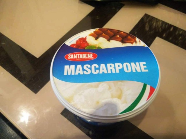 Рулет меренговый