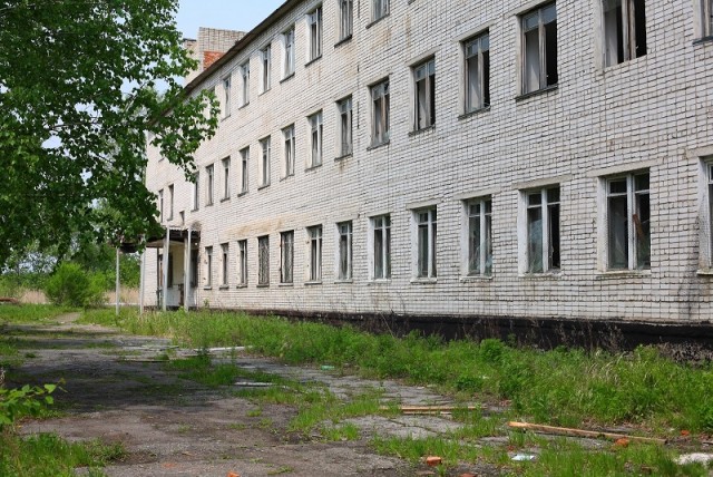 Заброшенный ракетный арсенал бывшего военного аэродрома "Кулон" в Переяславке