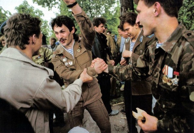 Интересные фотографии 1990-х 04.06.24