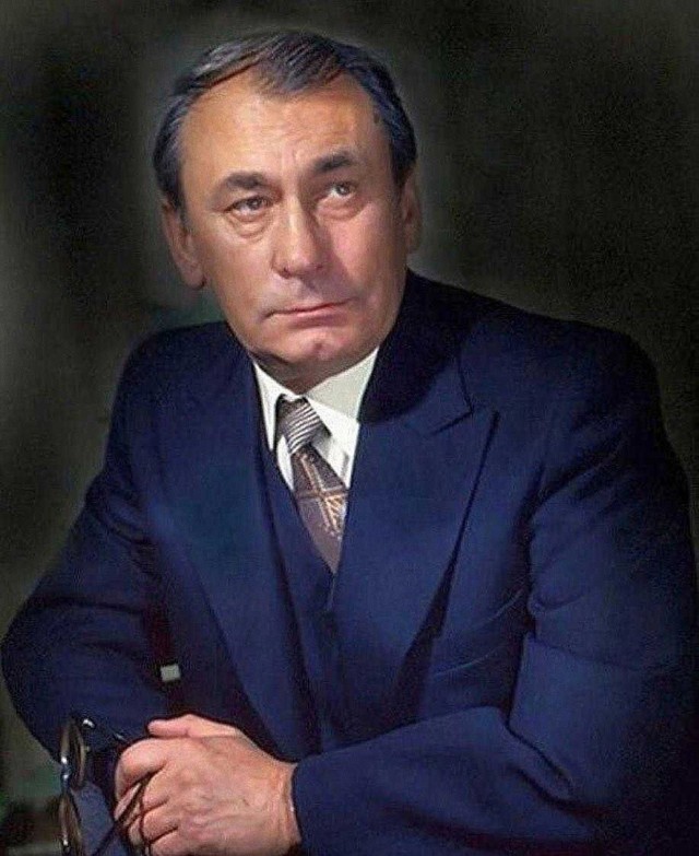 Интересные снимки известных людей. 19.05.25