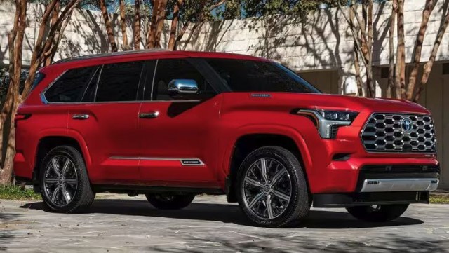 В России появился самый «неубиваемый» автомобиль в мире - это Toyota Sequoia